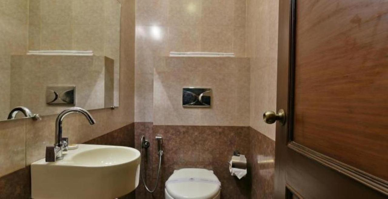 The Royal Retreat Hotel Ranchi Exterior photo